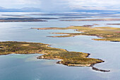 Eine Luftaufnahme von Sea Lion Island, Falkland-Inseln, Südamerika