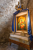 Rahmen im Inneren der Kirche Santa Maria Maggiore, Sovana, Sorano, Provinz Grosseto, Toskana, Italien, Europa