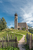 Fiè / Völs, Provinz Bozen, Südtirol, Italien, Die Heilige-Konstantin-Kirche