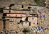 Traditionelles Dorf im Hohen Atlasgebirge, Marokko, Nordafrika, Afrika