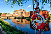 Rote Festung-Malmoehus mit Wassergraben, Malmö, Südschweden, Schweden