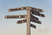 Wegweiser mit schwedischen Städten, Karlskrona, Blekinge, Südschweden, Schweden