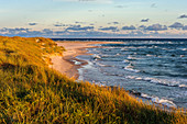 Breiter Sandstrand auf Gotska Sandoe, Die Insel  /Nationalpark liegt in der Ostsee  nördlich der Insel Gotland , Schweden