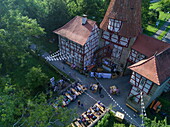 Luftaufnahme von Weinfest am Rödelseer Tor, Iphofen, Fränkisches Weinland, Franken, Bayern, Deutschland, Europa