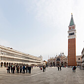 Reisegruppe, Piazza San Marco, Markusplatz, Venedig, UNESCO Welterbe, Weltkulturerbe, Venetien, Veneto, Italien, Europa