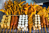 Essensstand in dem Ort Krabi, Thailand