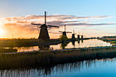 Windmills, Kinderdijk, UNESCO World Heritage Site, Netherlands, Europe