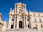Syracuse Cathedral, Ortygia, UNESCO World Heritage Site, Syracuse (Siracusa), Sicily, Italy, Europe