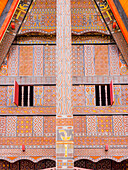 Traditional painted house front with water buffalo horns, Tana Toraja, Sulawesi, Indonesia, Southeast Asia, Asia