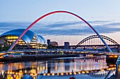 England, Tyne and Wear, Gateshead, Newcastle, Gateshead Millenium Bridge