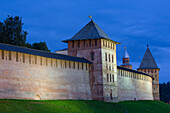 Kremlin Wall with Towers, evening, UNESCO World Heritage Site, Veliky Novgorod, Novgorod Oblast, Russia, Europe