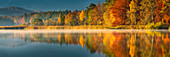 Herbst am großen Ostersee, Bayern, Deutschland