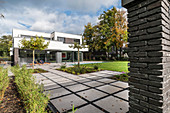 Modernes Architekturhaus im Bauhausstil, Oberhausen, Nordrhein-Westfalen, Deutschland