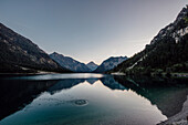 Landschaft am Plansee, Reutte, Tirol, Österreich, Europa.