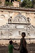 Brunnen, Familie, Alhambra, Granada, Andalusien, Spanien, Europa