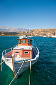 Fischerboot im Hafen, Agia Galini, Kreta, Griechenland, Kreta, Griechenland, Europa