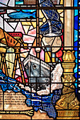 bunte Fensterglas Scheiben erzählen Geschichte der Titanic, Stadtverwaltung Rathaus von Belfast, Nordirland, Vereinigtes Königreich Großbritannien, UK, Europa