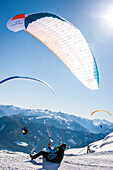 Paraglider, Schnee, Winter, Skigebiet, Werfenweng, Österreich, Alpen, Europa