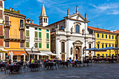 View of cafes and architecture surrounding Piazza dei Signori, Vicenza, Veneto, Italy, Europe