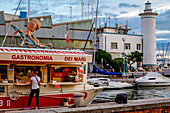 Meeresfrüchte Bistro Gastronomia dei Mari in Viareggio, Toskana, Italien