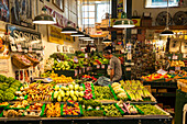 Grocery stall in Farmers Market, Pike Place Market, Belltown District, Seattle, Washington State, United States of America, North America