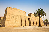 Pylon I, Temple of Ramesses III at Medinet Habu, West Bank, UNESCO World Heritage Site, Luxor, Egypt, North Africa, Africa