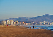 Beach in La Serena, view towards Coquimbo, Coquimbo Region, Chile, South America