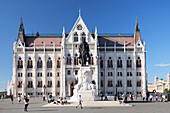 Equestrian statue of Andrassy Gyula, Parliament Building, Budapest, Hungary, Europe