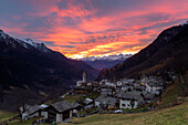 Sunset over the alpine village of Soglio, Bregaglia Valley, Maloja Region, Canton of Graubunden (Grisons), Switzerland, Europe