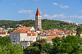 Trogir Old Town, UNESCO World Heritage Site, looking towards the Cathedral of St. Lawrence, Trogir, Croatia, Europe