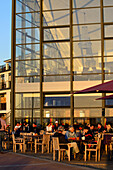 Strandpromenade mit Restaurant  von Schaabe, Rügen, Ostseeküste, Mecklenburg-Vorpommern, Deutschland