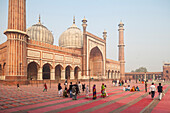 Jama Masjid (Jama Mosque), Old Delhi, Delhi, India, Asia