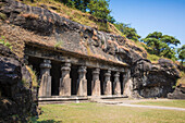 Elephanta Island cave temples, UNESCO World Heritage Site, Mumbai, Maharashtra, India, Asia