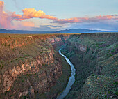 River in gorge, Rio Grande Gorge, Rio Grande del Norte National Monument, New Mexico