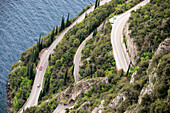 Küstenstraße, Blick von Pieve im Tremosine über den Gardasee, Westufer, Lombardei, Italien