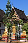 Laos, Luang Prabang, Wat Mai Suwannaphumaham, buddhist temple, Buddha statues,.