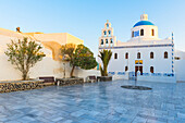 Oia,Santorini,Cyclades,Greece Central square of Oia