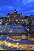 UK, Scotland, Edinburgh, Balmoral Hotel, Waverley Station