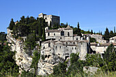 France, Provence Alpes Cote D'azur, Vaucluse (84), Vaison La Romaine, medieval city