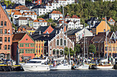 Hanseviertel Bryggen in Bergen, Hordaland, Südnorwegen, Norwegen, Skandinavien, Nordeuropa, Europa