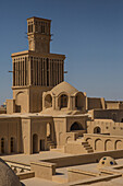Aghazadeh Villa mit Windturm in Abarkuh, Iran, Asien
