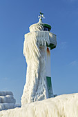 Leuchtturm Molenfeuer Sassnitz auf der Ostmole, Sassnitz, Halbinsel Jasmund, Insel Rügen, Mecklenburg-Vorpommern, Norddeutschland