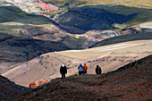 Wanderer unterwegs im Hochland um Cotopaxi, Ecuador