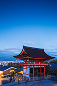 Deva Gate, Kiyomizu-deratempel, Kyoto, Japan, Asien