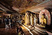 Dambulla-Felsen-Höhlentempel, UNESCO-Welterbestätte, Zentralprovinz, Sri Lanka, Asien