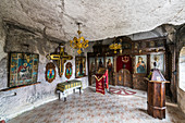 Felsenkloster St. Dimitar Basarbovski aus dem 12. Jahrhundert, UNESCO-Weltkulturerbe, Ivanavo, Bulgarien, Europa