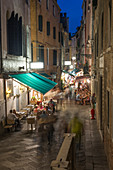 Venice cafes restaurants and street life, Venice, UNESCO World Heritage Site, Veneto, Italy, Europe