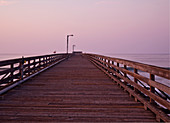 Strandpromenade in Dawn, Cayucos, Kalifornien, USA