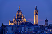 Beleuchtete Kirche Sacre Coeur, Sacre Coeur, Paris, Frankreich