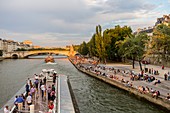 Frankreich, Paris, Gebiet UNESCO Weltkulturerbe, Flussboot zum Tournelle Quai